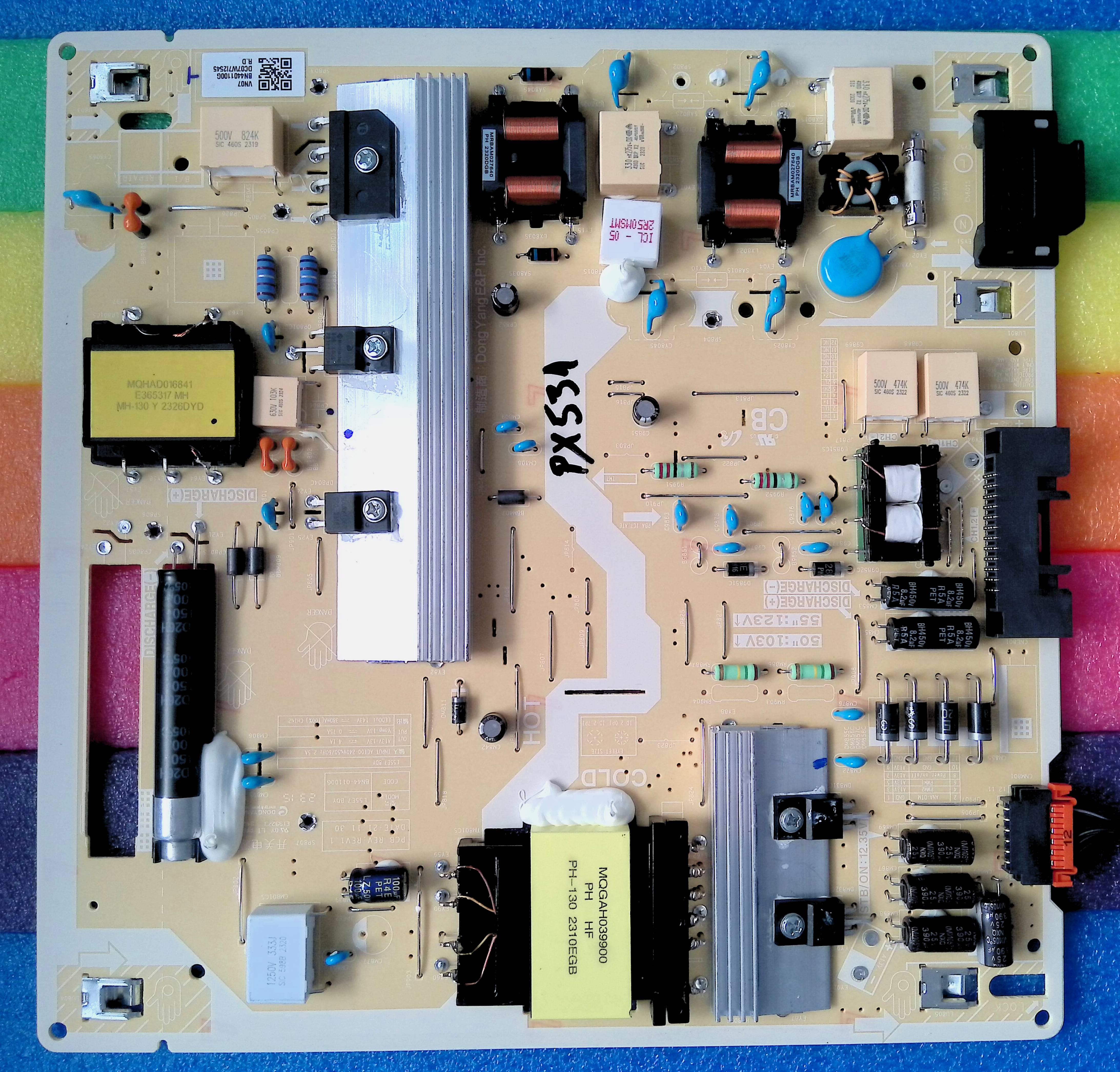 BN44-01100G = L55E7_BDY - pozitia PX550