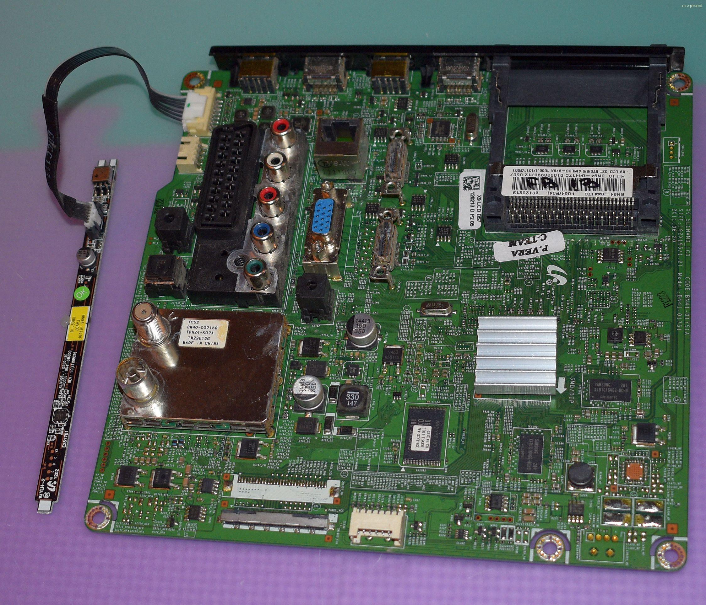 BN94-04417C = X9_SLCNAND+LCD = BN41-01715A - pozitia FB13
