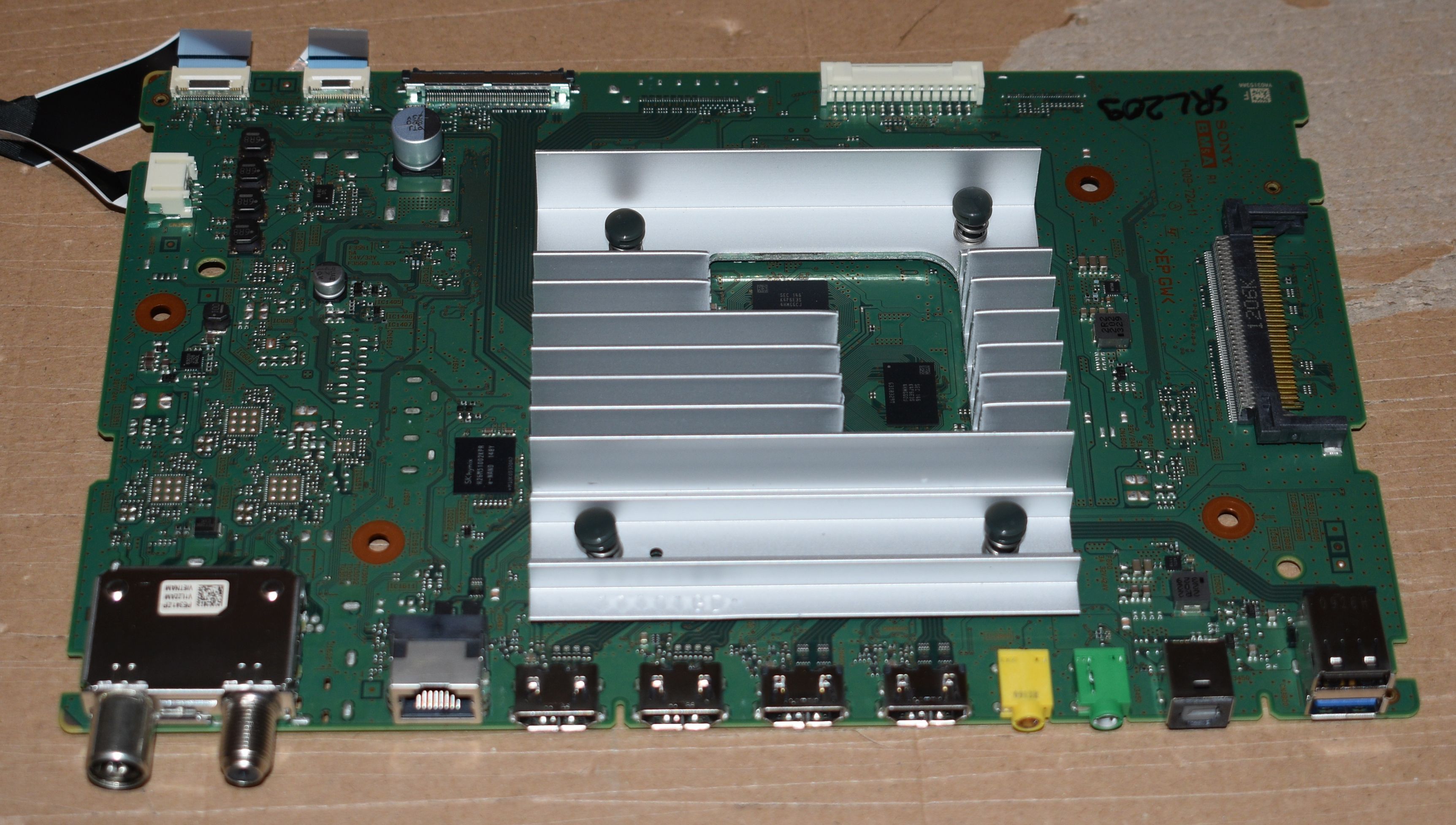 BM5A = 1-009-724-11 - pozitia SRL209
