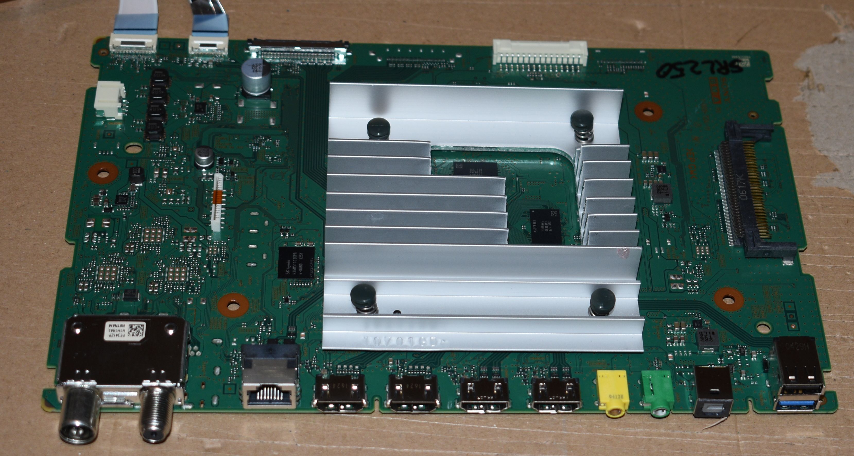 BM5A = 1-009-724-11 - pozitia SRL250