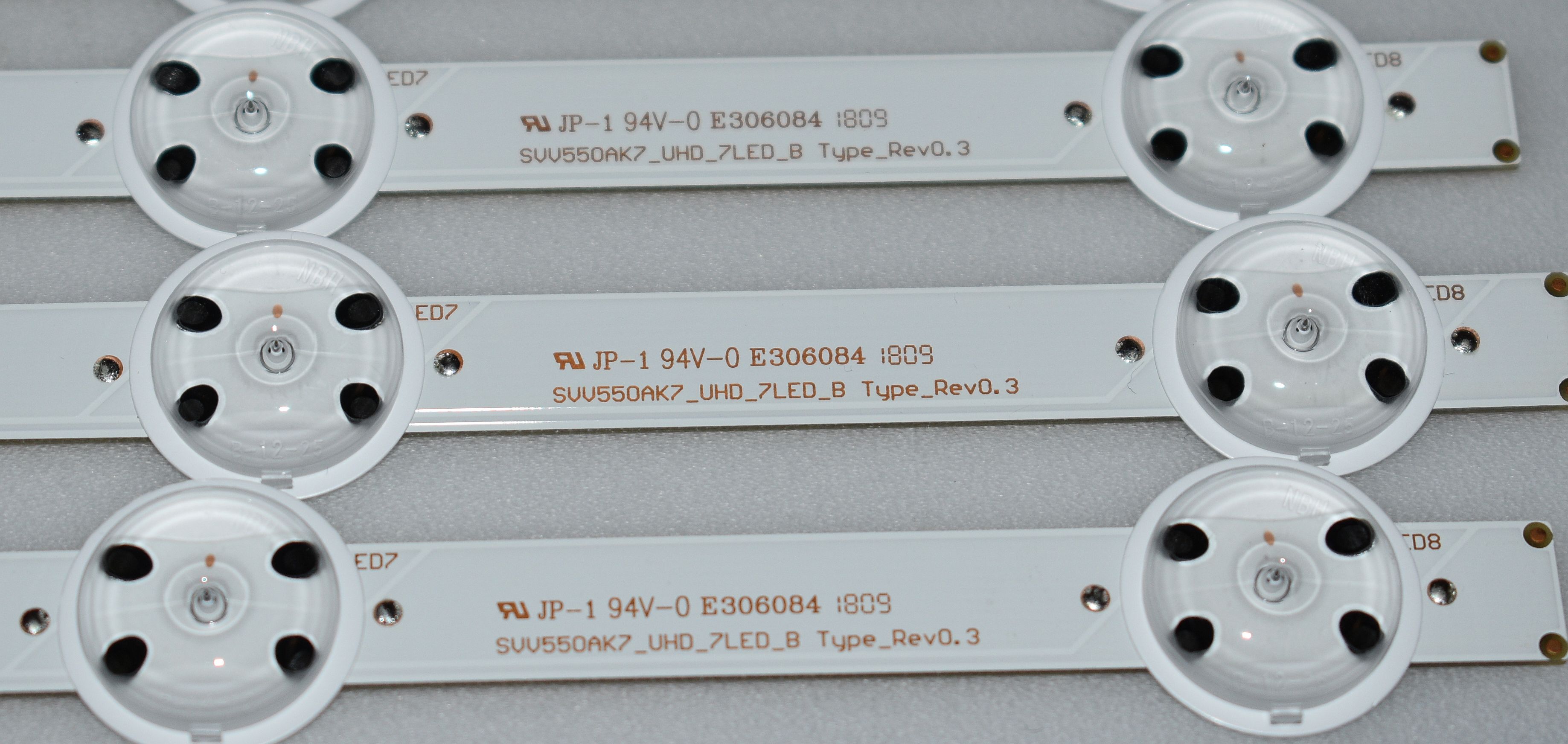 SVV550AK7_UHD_7LED_A Type_Rev0.3 + B Type - pozitia FL373